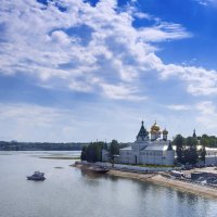 Ипатьевский монастырь на волжских просторах :: Alllen Polunina