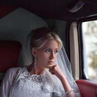 Невеста :: Ренат Менаждинов