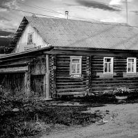 Домик в деревне :: Андрей Качин