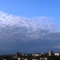 Облака над городом :: Наталья Серегина