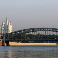 Река,мост,собор. :: Владимир Гилясев