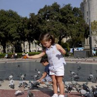 голуби и дети :: Тамара Бердыева