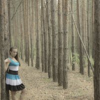 в лесу :: Юлия Матюшина