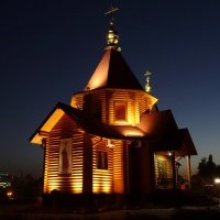 Малый храм Александра Невского. :: Лариса Авдонина