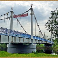 Мост в парк аттракционов. :: Владимир Валов