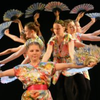 танец с веерами (2) :: Надежда Ерыкалина