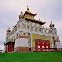центральный хурул «Золотая обитель Будды Шакьямуни» в г.Элиста -2 :: lyuda Karpova
