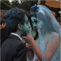 Мертвым невестам тоже початиться хочется! :: Наталья Портийо