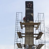 Реставрация памятника :: Алексей Павленко