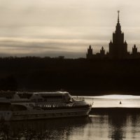 на Москва-реке :: Maria S.