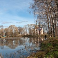 пруд в старом парке :: Galina 