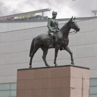 Памятник Маннергейму :: Александр Рябчиков