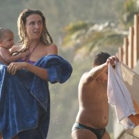 Мадонна с младенцем и мальчик с полотенцем. :: Dafna !