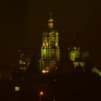 Ночь, и церковь кажется пустой...... :: Galina Leskova