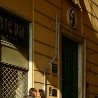 Поцелуй в Генуе :: Марина Лучанская