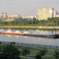 Водная артерия столицы :: Николай Дони