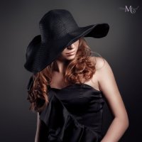 Девушка в шляпе :: Марина Массель