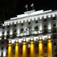 Белый Дом, золотые входы :: Медведев Сергей 