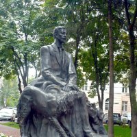 Памятник И.Бунину. :: Чария Зоя 