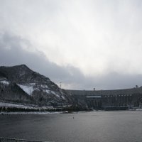 Саяно-Шушенская ГЭС. Размеры впечатляют. :: Наталья 