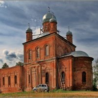Церковь Михаила Архангела в Шарапово :: Дмитрий Анцыферов