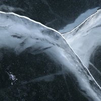 трещинки на льду. :: Наталья Бридигина