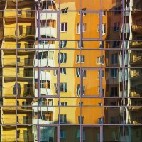 Отражение. Окна и балконы. :: Vladimir Kraft