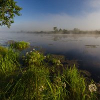 Утро на озере :: Валентин Котляров