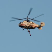 Вертолет в Южном Бутово :: Александр Качалин