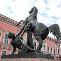 Статуя покорения коня. :: Светлана Белоусова