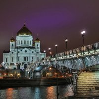 Фиолетовое небо над Храмом :: Владимир. ВэВэ