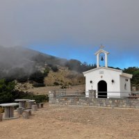 Церковь в горах на Родосе... :: Андрей 