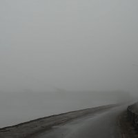 Мост. Там,за туманом. :: Владимир Гилясев