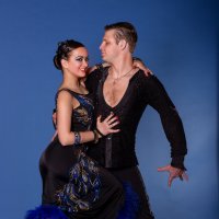 Танцоры :: Влад Селезнев