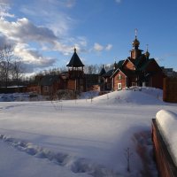 Тающая тропа к храму :: Валерий Чепкасов