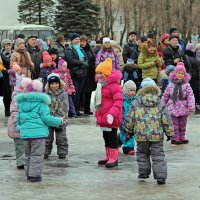 Северодвинск. Масленица. В перерыве между плясками (1) :: Владимир Шибинский