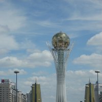 Астана. Байтерек - дерево жизни. :: Лидия 