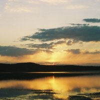 Закат озера Синары :: Валерия Гильман