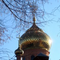 Золотые купола церкви :: Елена Семигина