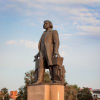 Челябинск. Памятник композитору М.И. Глинке. :: Надежда 