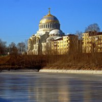 Морской собор и бассейн Петровского дока. :: Людмила Алексеева