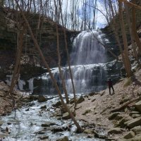 Еще один из 33 водопадов г. Гамильтон (Sherman Falls, 17 м) :: Юрий Поляков