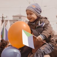 1 мая 2015 Демонстрация для детей радость :: Людмила Мозер