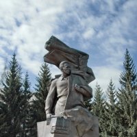 памятник Н.И. Кузнецову, советскому разведчику :: BEk-AS 62