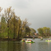 Голицынский пруд, в парке Горького :: Георгий Калиберда