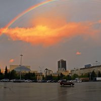 Радуга над Оперным театром. :: Иван Янковский