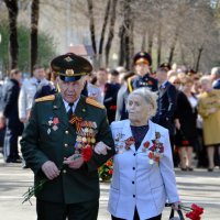 их оставалось только двое ... :: Евгений Фролов