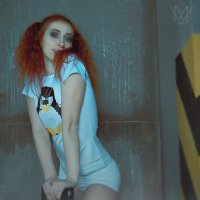 linux girl :: lana cardi