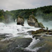 Рейнский водопад :: Лариса Мироненко
