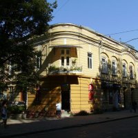 Жилищно - торговый  дом  в  Ивано - Франковске :: Андрей  Васильевич Коляскин